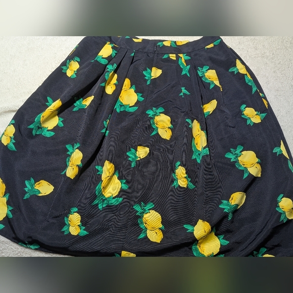 Eva Mendes Lemon Print Midi Skirt Size 18 NWT - Picture 2 of 10
